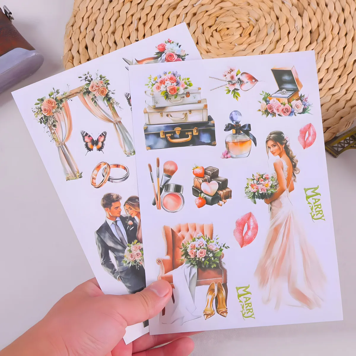 SZ-521 Landscape Scene Sticker Activity Book